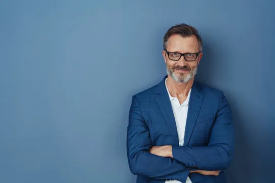 球迷在球场氛围中的人物肖像